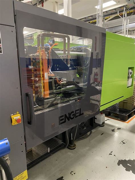 Used Engel E Mac 440 195 Injection Molding Machine 8075753