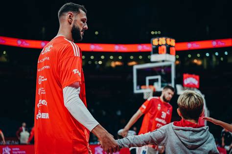 Uro Plav I Na Izlaznim Vratima Zvezde Meridianbet Bh Basket