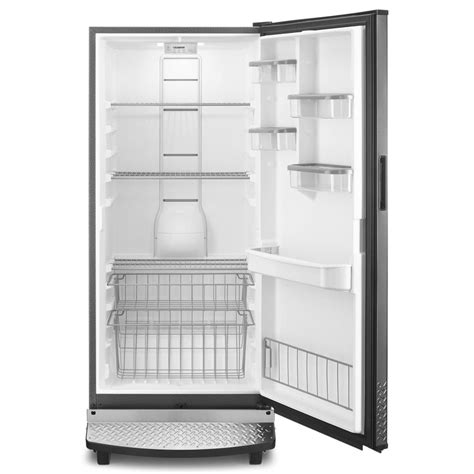 17.8 Cu. Ft. Upright Freezer – Gladiator