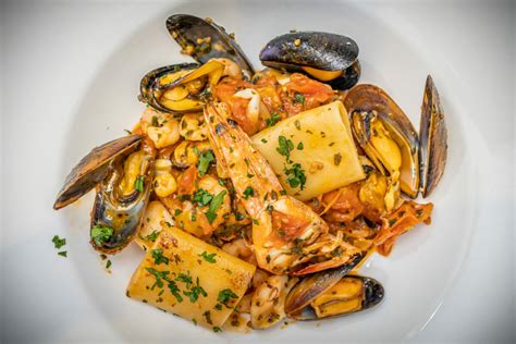 Paccheri Ai Frutti Di Mare Caravelli Italian Restaurant