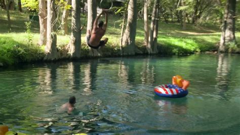 AusCAPS Gino D Acampo Nude And Gordon Ramsay And Fred Sirieix Shirtless In Gordon Gino Fred