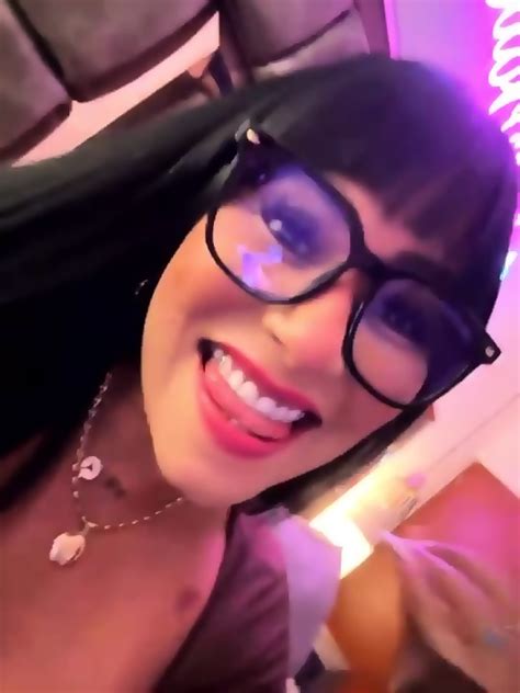 Tetona Masturbada Con Dildo