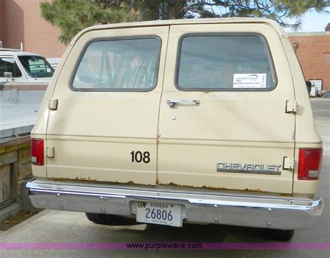 1989 Chevrolet Suburban 1500 Scottsdale Suv In Hays Ks Item D8622