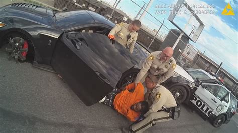 Videos Las Vegas Police Pull Marshawn Lynch Out Of Car Arrest Him On