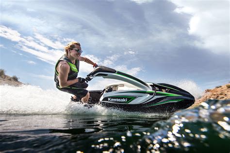 Kawasaki Jet Ski 900 Stx