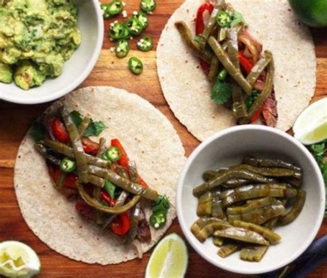 Tacos De Asada Con Nopales De Kcal Receta F Cil En La App Avena