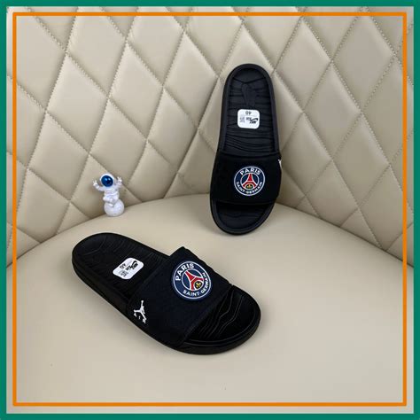 Hot 2024Dép Nam Jordan Paris Saint Dép JD Nam Quai Ngang Boy Phố Chất Liệu Cao Su Non Chống