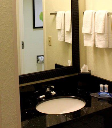 Fairfield Inn & Suites Ocala $110 ($̶1̶3̶1̶) - UPDATED 2018 Prices & Hotel Reviews - FL ...