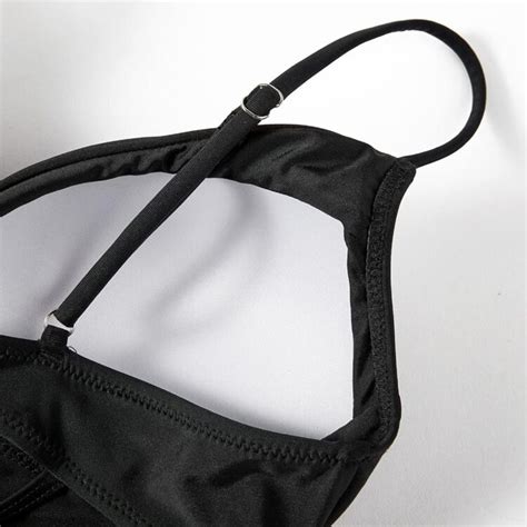 4 Hot Sexy Indy Luna Correa Bikini Pics