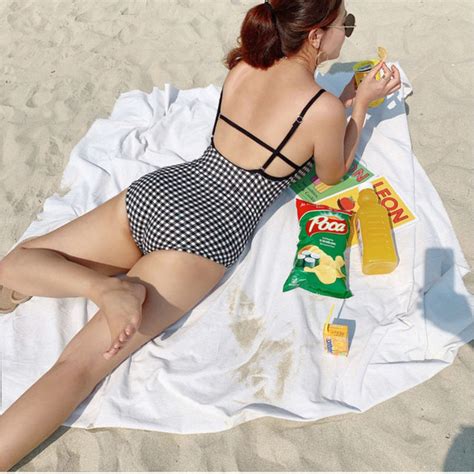 Bộ bơi đi tắm biển nữ Bikini 1 Mảnh Set 2 Đồ Áo liền quần Caro 1962 II NAM CONY BigBuy360