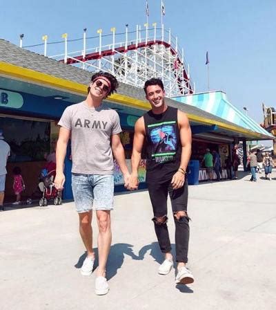 Hot Cute Gay Couple Tumblr Tumbex