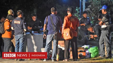 Dua Keluarga Pelaku Serangan Bom Jawa Timur Sulitnya Penanganan