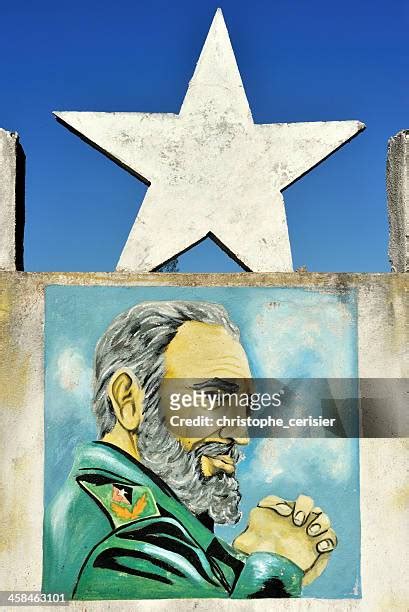 Fidel Castro Revolution Photos and Premium High Res Pictures - Getty Images