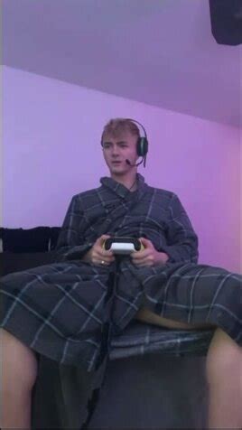 Hot Gamer Guy Farts ThisVid