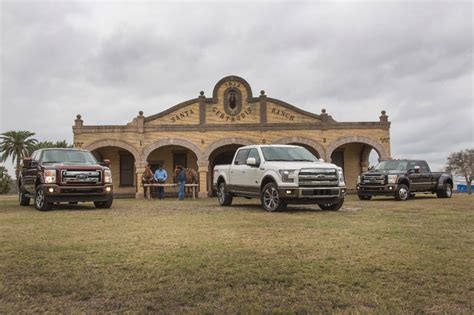 Photographer Captures Ford and King Ranch Partnership - The News Wheel