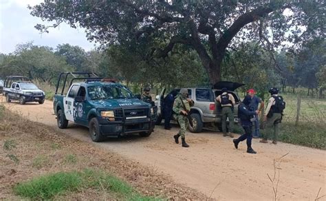 Asesinan A Personas A Bordo De Una Camioneta En Veracruz Periodico