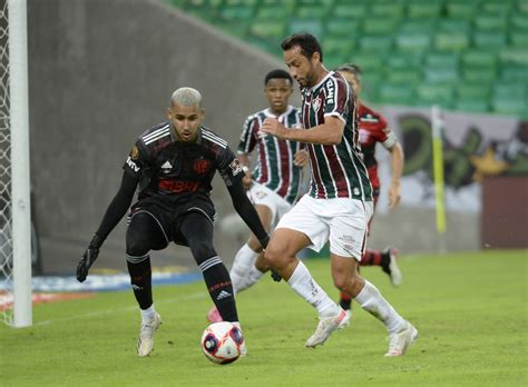 Escalação Fluminense deverá ter retorno de Nenê ao time titular para