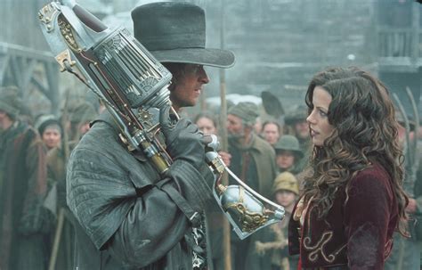 Van Helsing Hd Wallpaper Kate Beckinsale And Hugh Jackman In Action