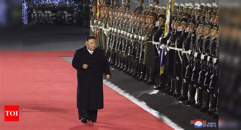 North Korea's Kim Jong Un oversees major military parade - Times of India