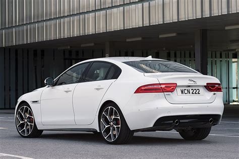 2017 Jaguar Xe Autoblog