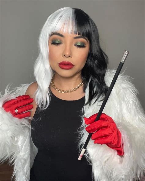 Cruella DeVille Halloween in 2022 | Cruella deville makeup, Halloween ...