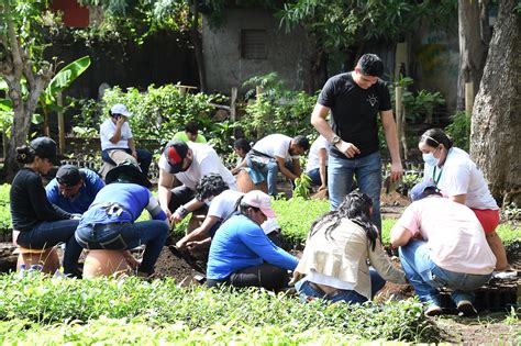 Servidores P Blicos Del Marena Participan De La Celebraci N Del D A