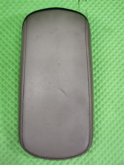 🔥2011 2014 Chrysler 200 Dodge Avenger Center Console Lid Arm Rest Gray