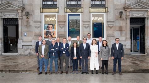 El BBVA repasa en A Coruña su plan para 2024 y prevé que la economía