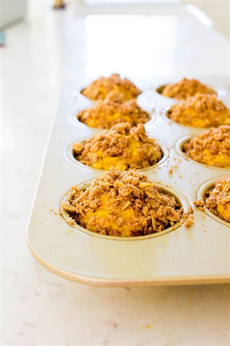 Pumpkin Oatmeal Muffins With Snickerdoodle Streusel Immaeatthat