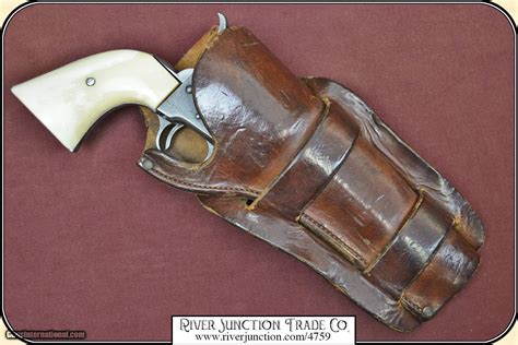 Classic Herman H Heiser Holster For A 4 34 Or 5 12 Inch Colt Saa