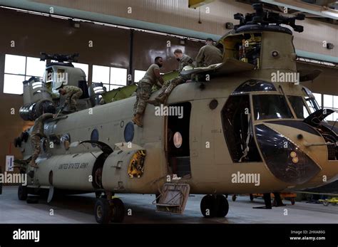 Army Ch 47 Helicopter Repairers Assigned To Bravo Company 602nd