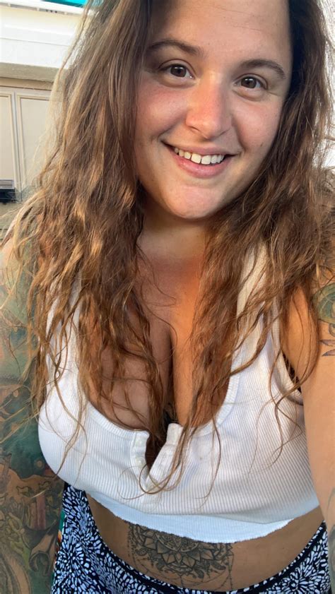 Tattooed Seductive Stoner Let Me Share These Bbw Curves With You Scrolller