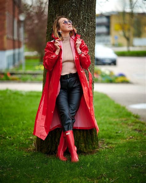 Rainwear From Sweden Auf Instagram Tanja In Shiny Red Retro Coat And