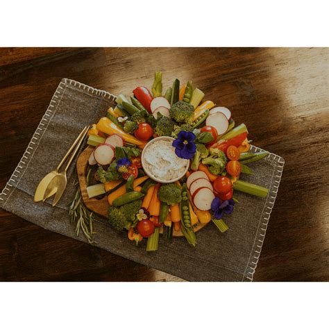 Fresh Vegetable Graze – Gather & Graze YQL