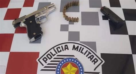 Jovem de 20 anos é preso pistola no São José Hojemais de Araçatuba SP