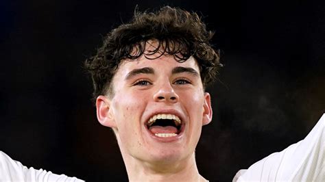 Archie Gray Transfer Tottenham Complete Signing Of Teenage Midfielder From Leeds As Joe Rodon