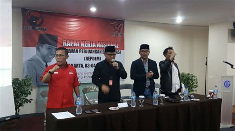 Sekjen PDI P Repdem Harus Terus Bersama Rakyat