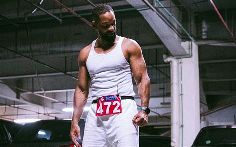 Actor Will Smith Looks Muscular and Athletic Before Running 5K in Dubai ...