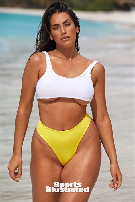 Hot Sexy Lorena Duran Bikini Pics