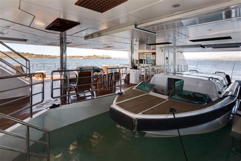 Custom Image Gallery Luxury Yacht Gallery Browser