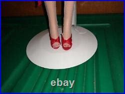 Alice In Wonderland Tonner Doll In Red And White Lingerie Tonner Tyler Wentworth