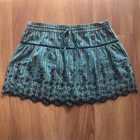 Zara Skirts Zara Embroidered Mini Skirt Poshmark