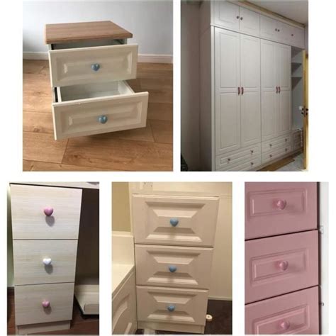 Armoire En Cramique Poignes Tiroirs Boutons De La Forme Du Coeur