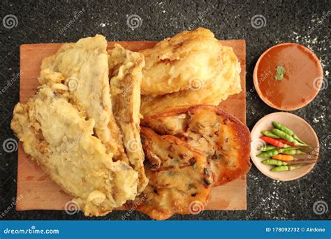 Gorengan, Indonesian Traditional Street Food Snacks, Pisang Goreng ...