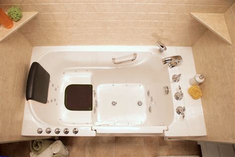 Walk-In Bathtubs | Clear Choice Baths