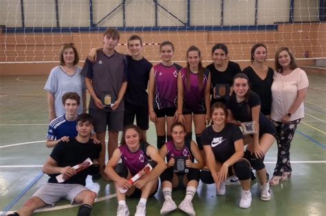 Buen ambiente y participación en el II Torneo de Voleibol Ciudad de