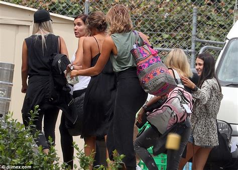 VERY Busty Blonde Bachelor Contestant Arrives At Mansion Daily Mail Online