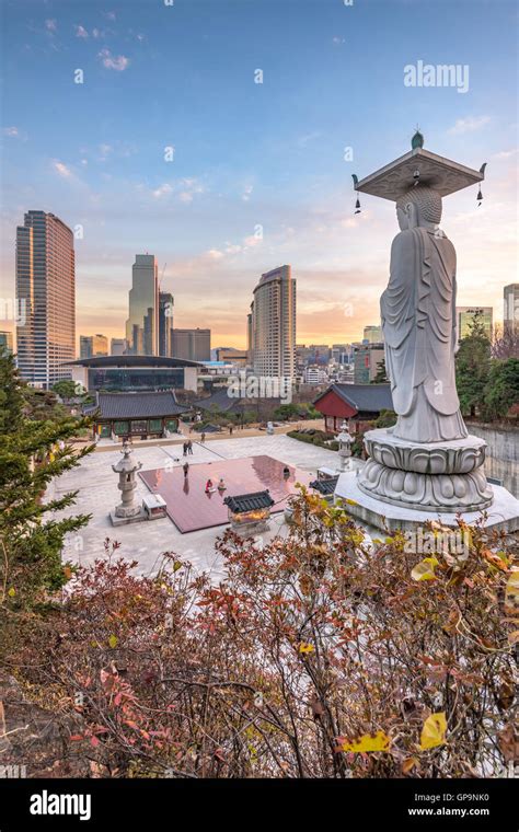 Bongeunsa temple in Seoul City, South Korea Stock Photo - Alamy