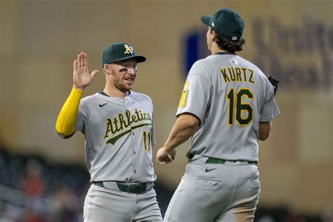 twins vs athletics