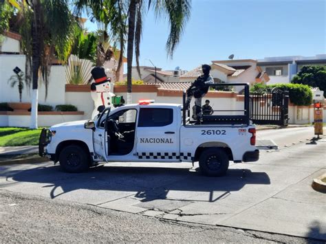 Cierran Lateral De Vialidad Al Fraccionamiento Montecarlo En Culiacán Por Operativo De Fuerzas